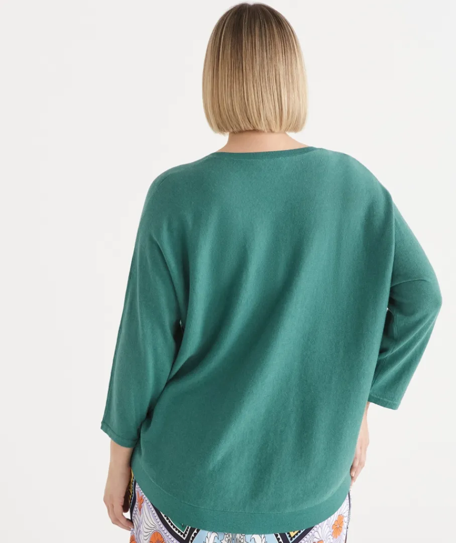 Sussan Knitwear|Tops>Curved Hem V Neck Jumper