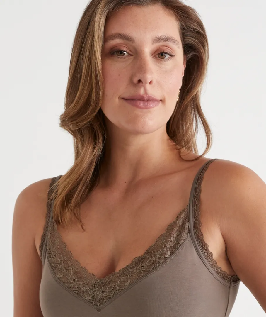 Sussan Tops>Lace Detail Layering Cami