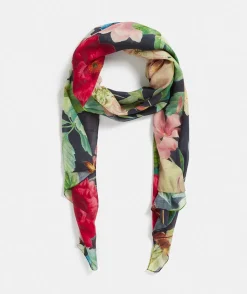 Sussan Knit Accessories|Scarves><noscript><img width=