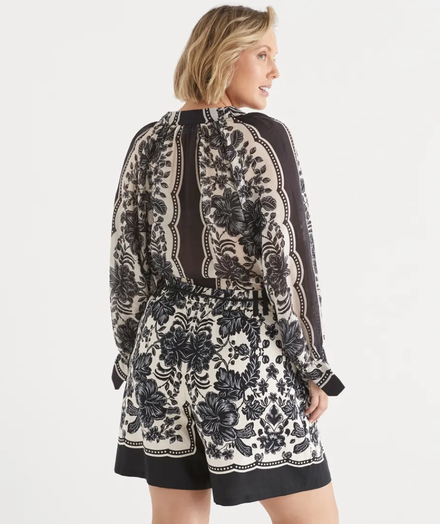 Sussan Matching Sets|Shorts>Noir Bloom Short