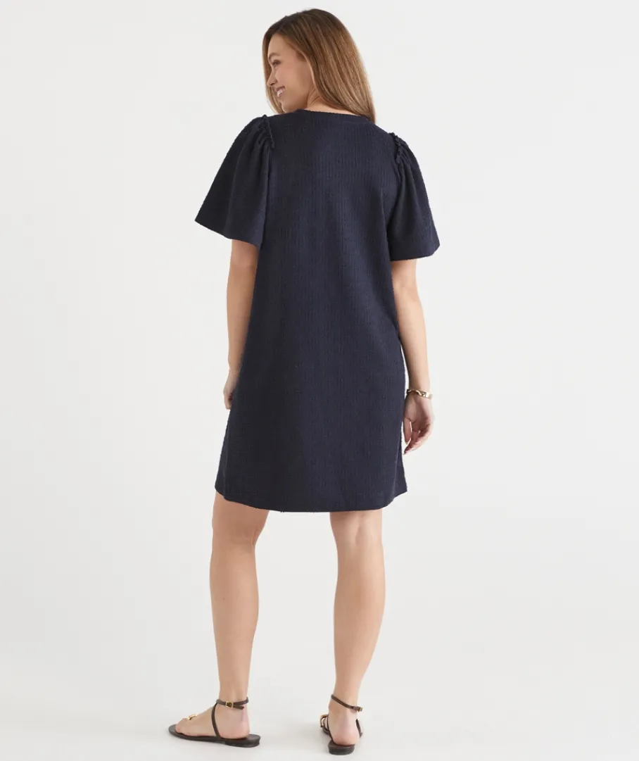 Sussan Dresses>Textured Short Sleeve Flutter Dress